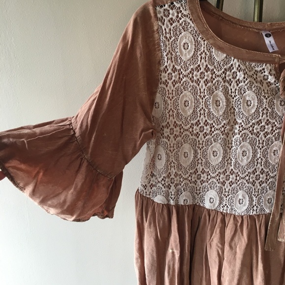 J&M Top - Picture 2 of 5